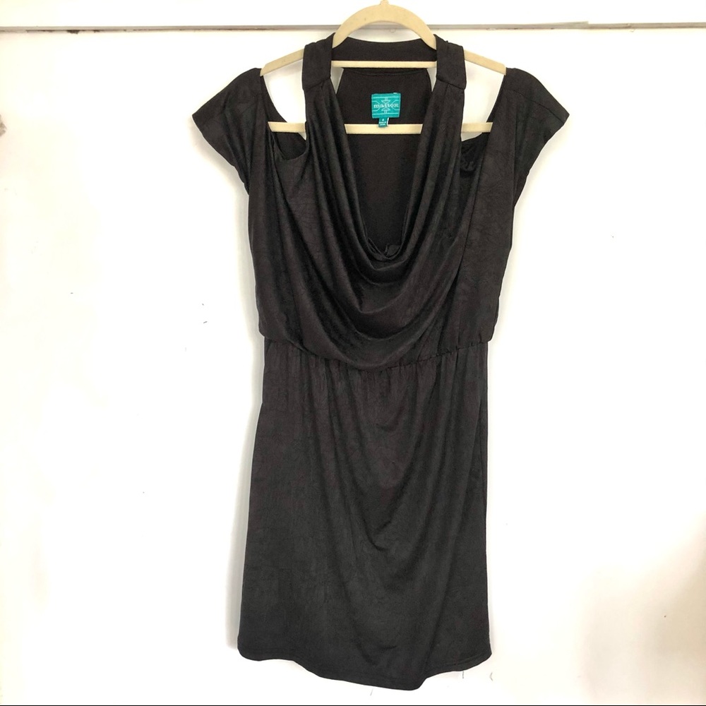 Black cocktail mini dress Mattox 4 cold shoulder